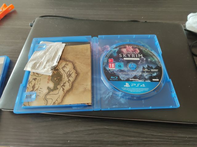 Skyrim Anniversary PS4