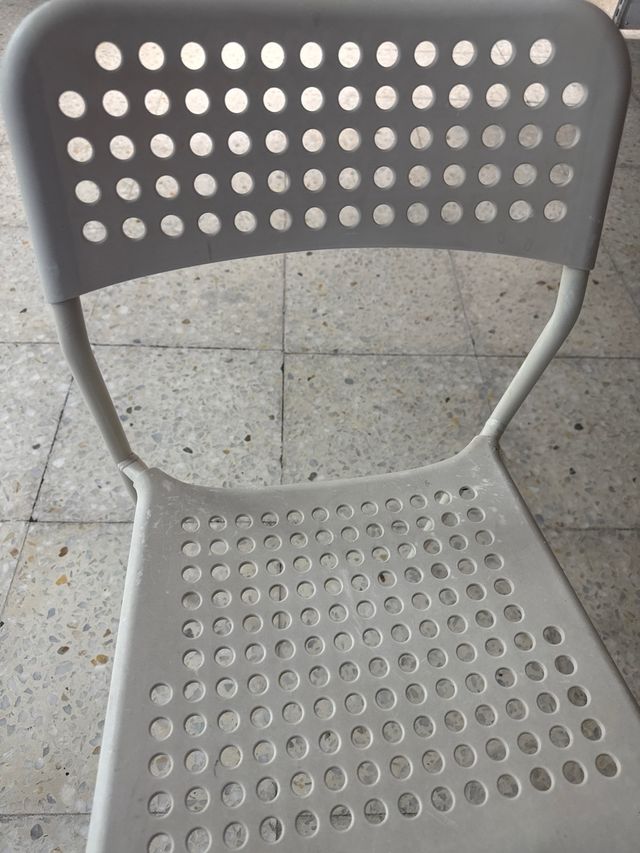 Silla blanca ikea