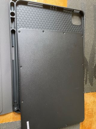 Funda teclado iPad: ligera y práctica