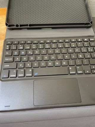 Funda teclado iPad: ligera y práctica