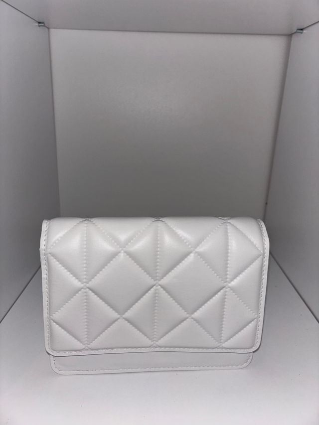 Bolso blanco acolchado vintage