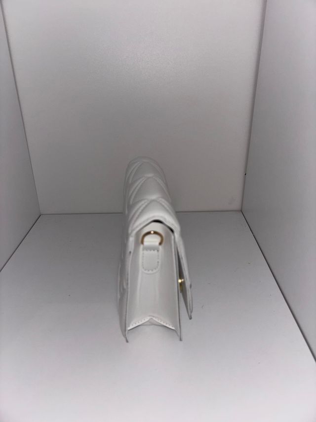 Bolso blanco acolchado vintage