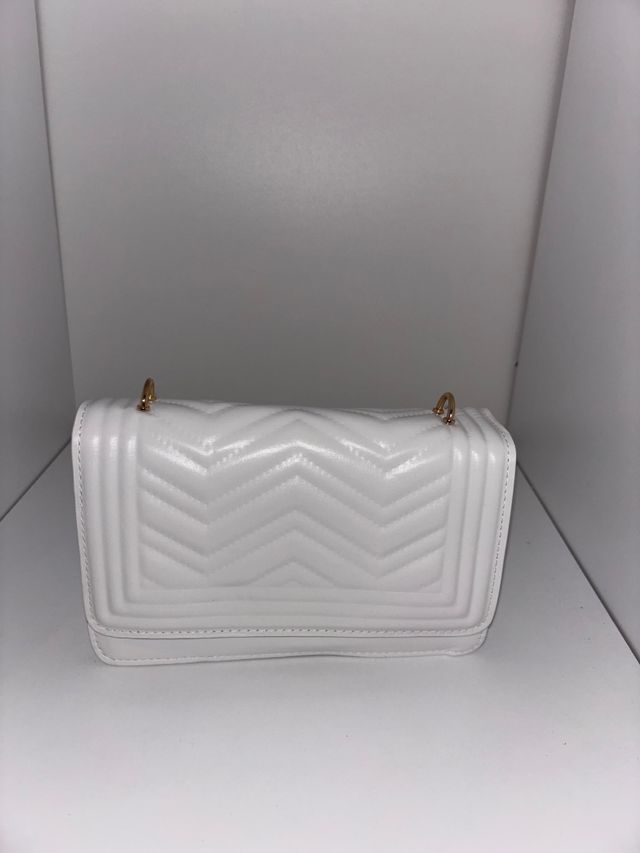 Bolso blanco acolchado