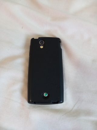 Sony Ericsson Xperia - móvil negro