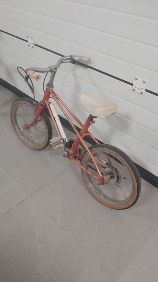 Bicicleta infantil antigua