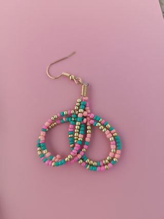 Collar y pendientes multicolor