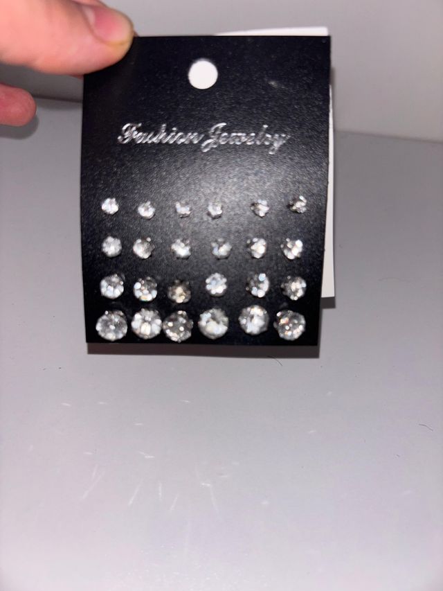 12 Pendientes Plateado