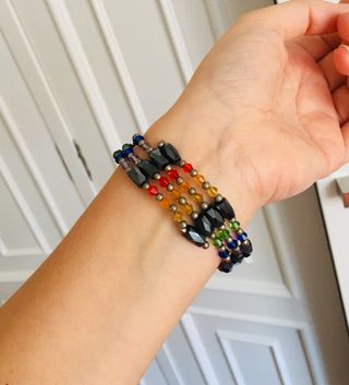 Collar y pulsera imán multicolor