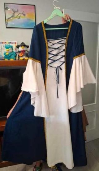 Abito da gala medievale blu e bianco