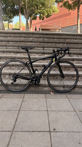 Bici carretera BH talla S/M carbono ultegra/105 