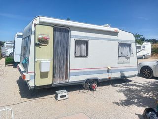 Caravana Burstner 750 MMA.