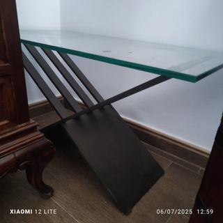 Mesa de centro - cristal y metal base chapa corten