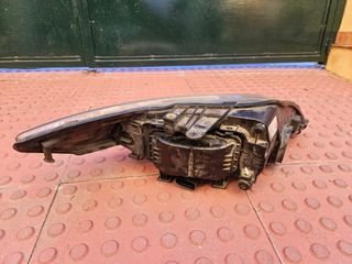 Faros Ford Mondeo MK4 (07-10)