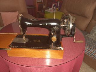 Máquina de Coser Singer Antigua (Negociables)