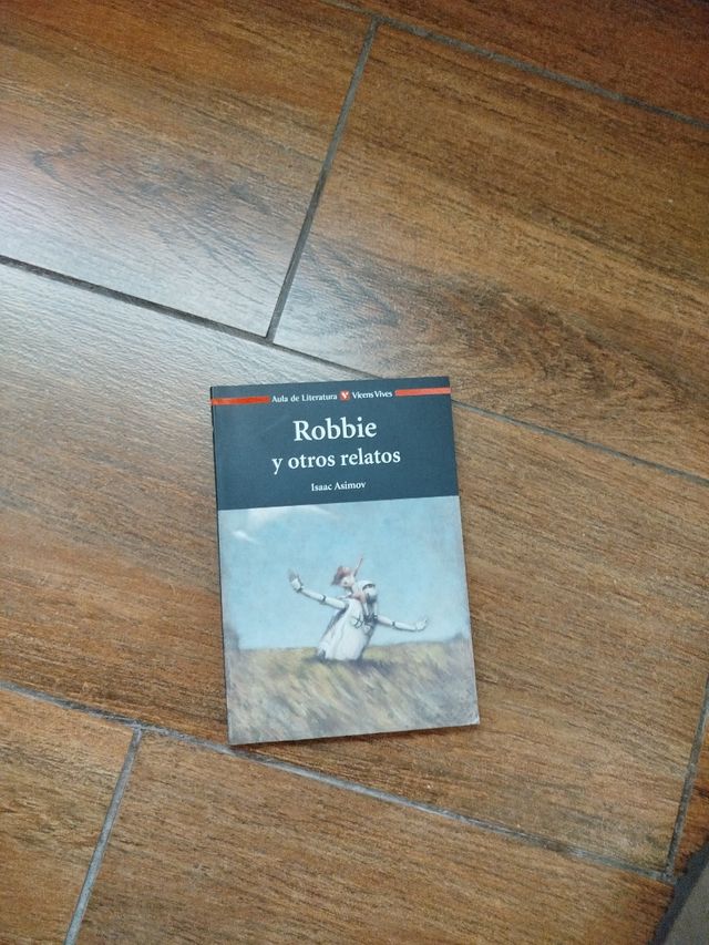 Robbie y Otros Relatos / Robbie and Other Stori...