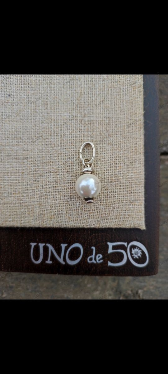 Charm Uno de 50
