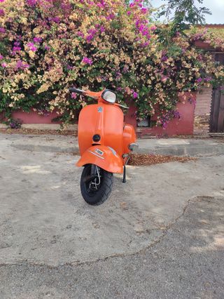 Alquiler eventos Vespa 150 Sprint 1966