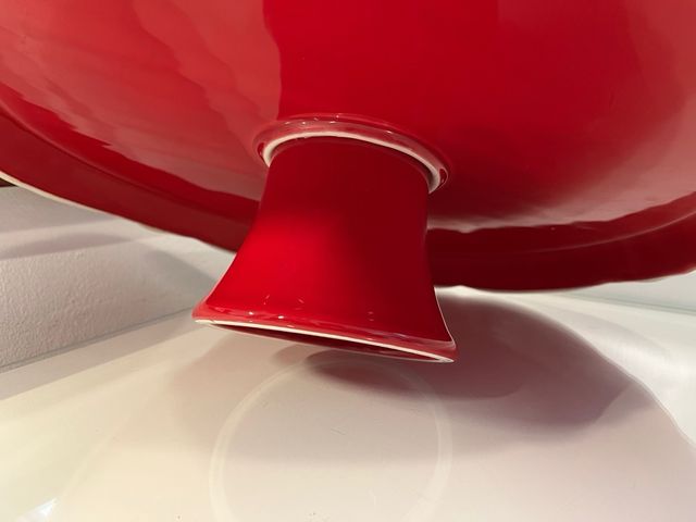Cake stand de cerámica roja