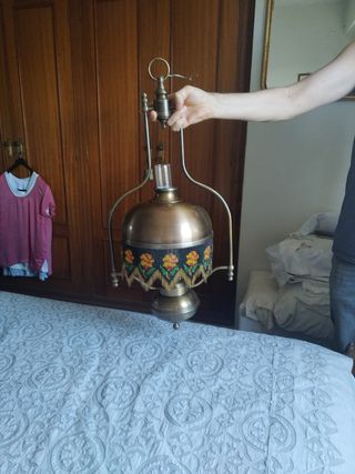 Lámpara antigua metal dorada