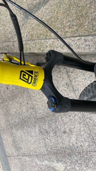 Bicicleta Commençal Enduro