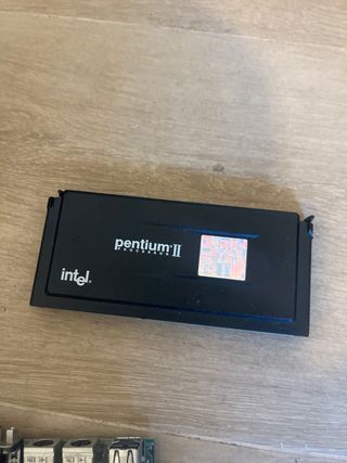 procesador pemtium 2 y placa base raras mas extras