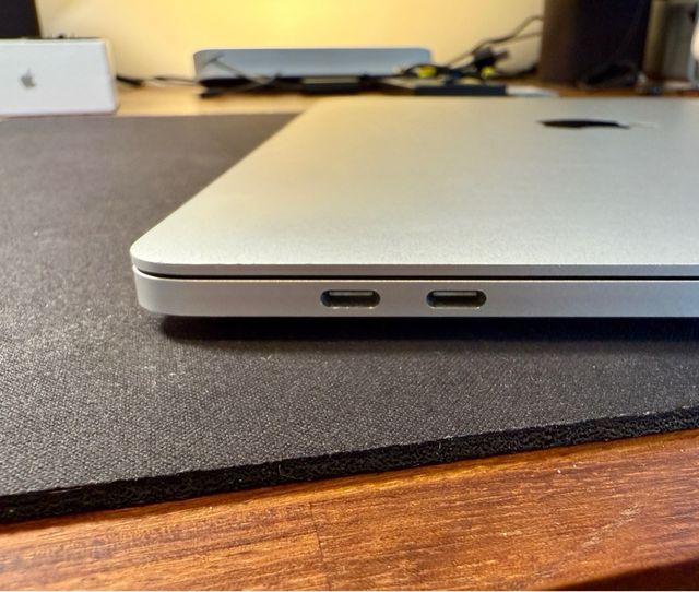 MacBook Pro 13” 2018 i5 500GB en perfecto estado