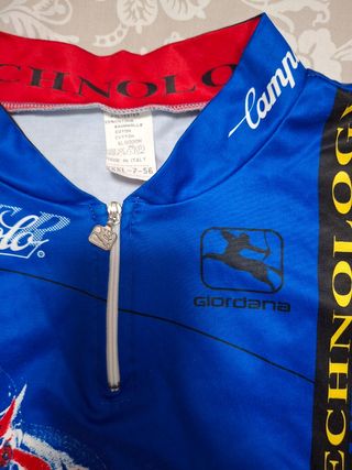 Un Maillot ciclismo Campagnolo vintage