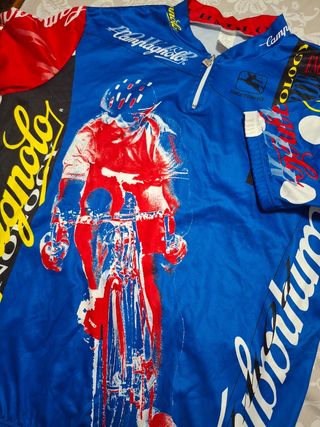 Un Maillot ciclismo Campagnolo vintage