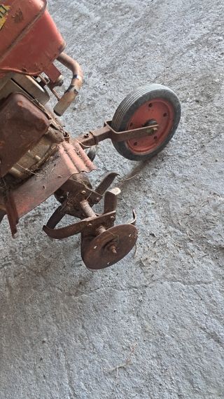 Motoazada RL 40: Cultivador