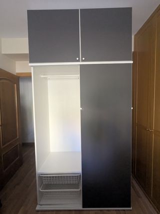 Armario Ikea gris antracita + 2 módulos superiores