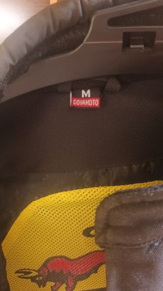 Cazadoras de moto