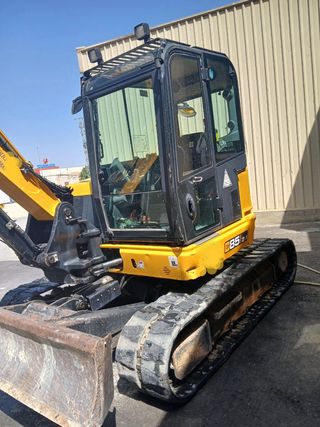 Excavadora JCB 85Z-1 Giratoria