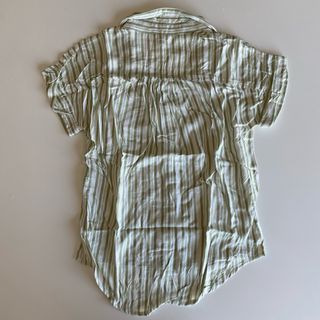 Blusa rayada verde y blanca
