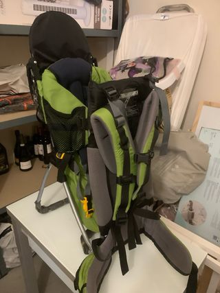 Mochila portabebés trekking