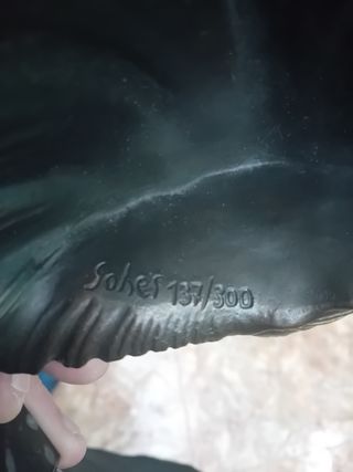 Figura bronce Soher firmada y numerada