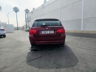 BMW 318 touring 2012