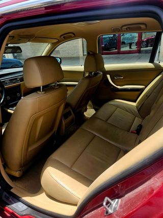 BMW 318 touring 2012