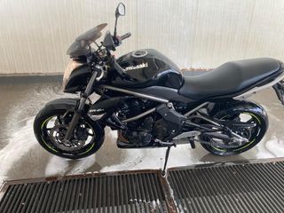 Kawasaki ER-6n - Moto