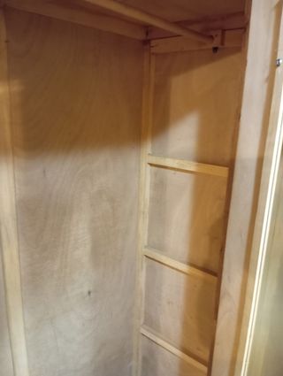 Armario madera vintage