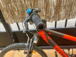 Bicicleta MTB Rockrider 500. 24 pulgadas