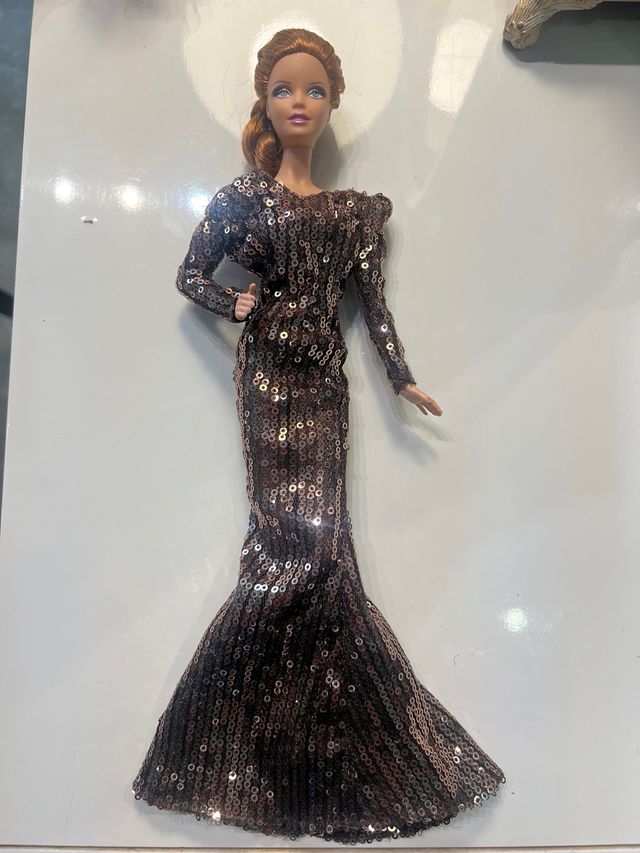 3 Vestidos Barbie: ¡Lujo y brillo!