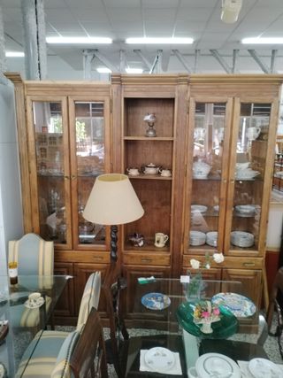 VITRINA LIBRERÍA COLONIAL