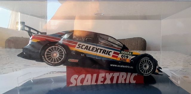 Scalextric Audi DTM Dekra 2019