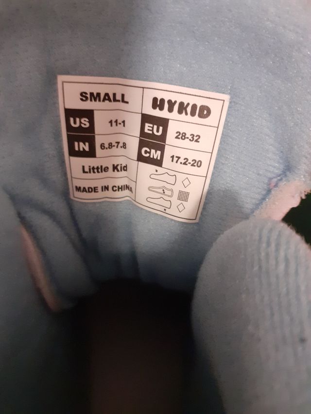 Patines Huky Kid 28-32, nuevos