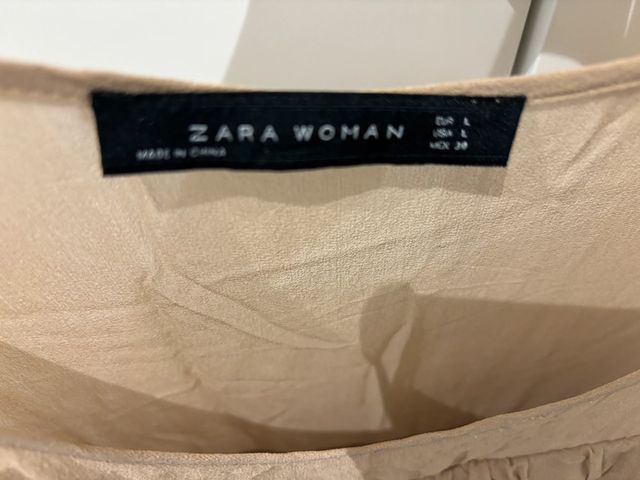 Vestido Zara beige gasa