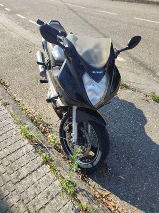 Suzuki GS500F - Moto 2004