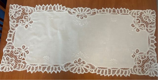 Manteles lino bordados - 3uds