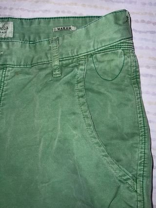 Vaqueros Scotch&Soda verde claro talla 32/34