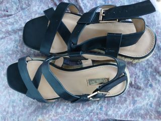 Sandalias planas Mujer Key negras