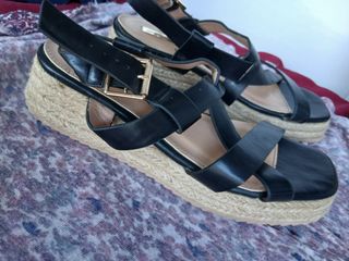Sandalias planas Mujer Key negras